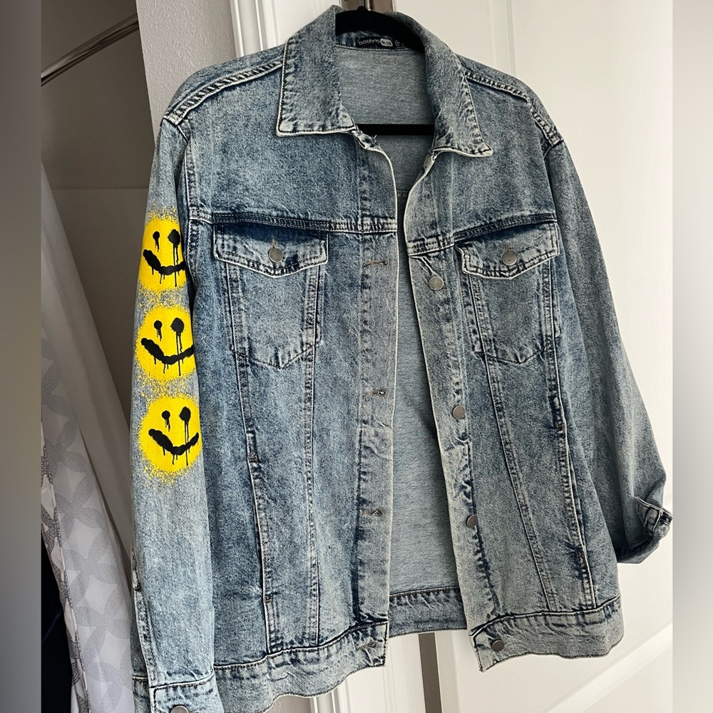 Oversized Jean jacket Boohoo smiley size 4